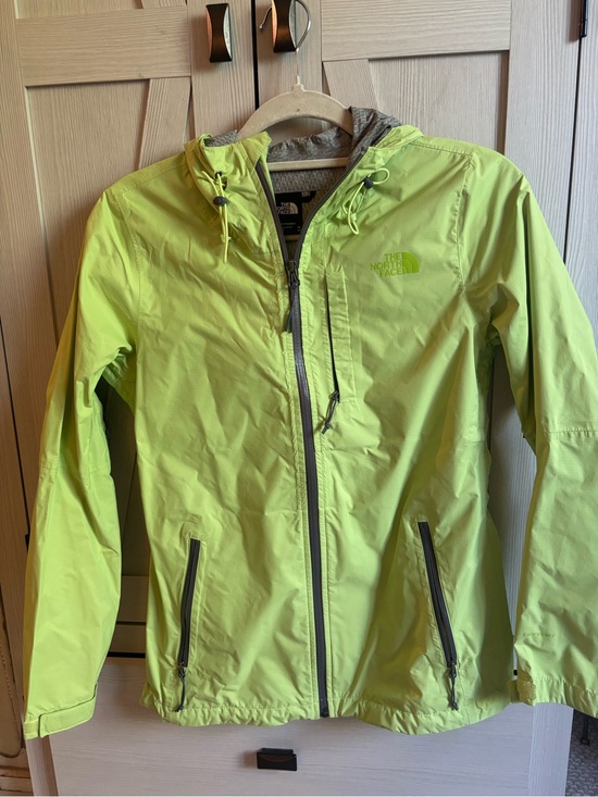 The North Face Jackets & Blazers - The North Face Lime Green Women's Hooded Jacket